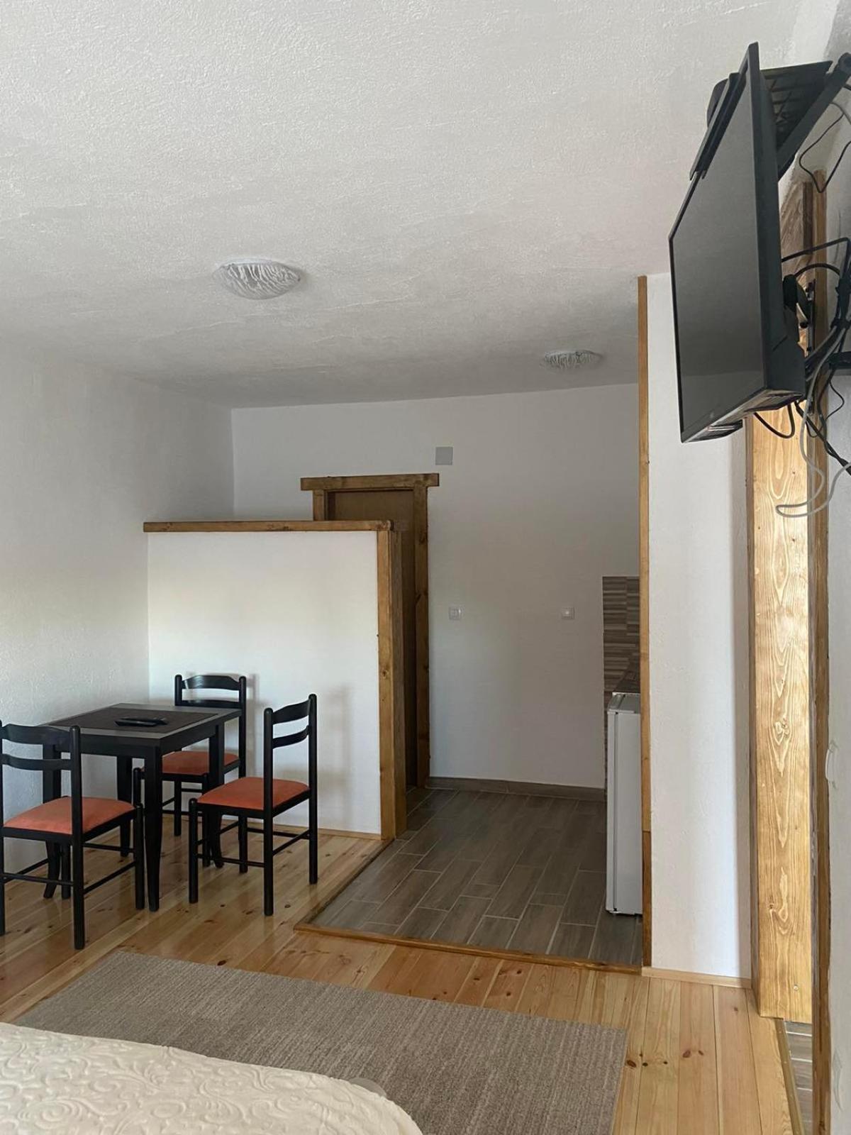 Studio Apartmani V&V Žabljak Kültér fotó